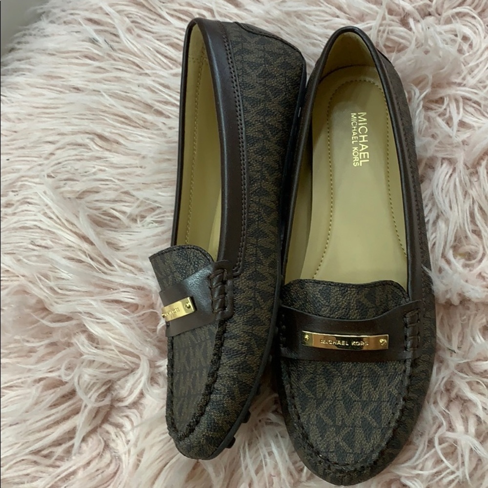 MK Shoes ✨
